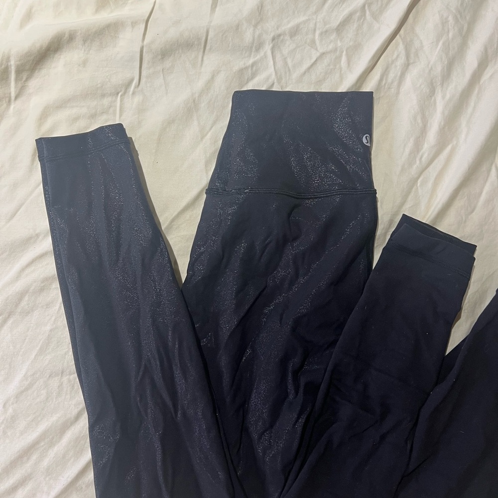 Lululemon winder under high rise 28” - Picture 3 of 3